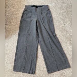 Old Navy Black and White Houndstooth Pants